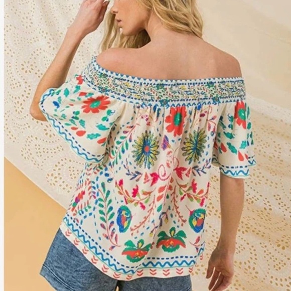 Flying Tomato 🍅 Off Shoulder Blouse - Picture 3 of 5